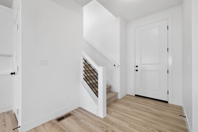Foto del edificio - Modern Luxury in Meridian’s Oaks North – 4...