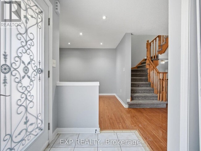 Building Photo - 48 Mt Ranier Crescent