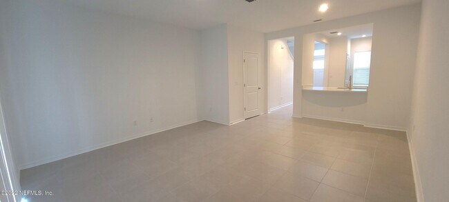Building Photo - 283 Annies Pl