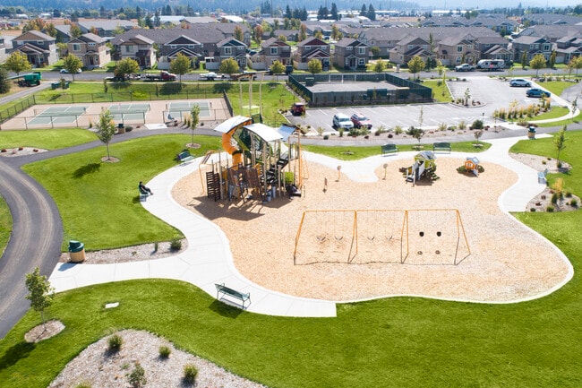 Building Photo - Park Villas