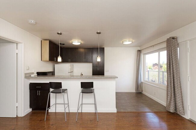 Building Photo - 2828 College Ave