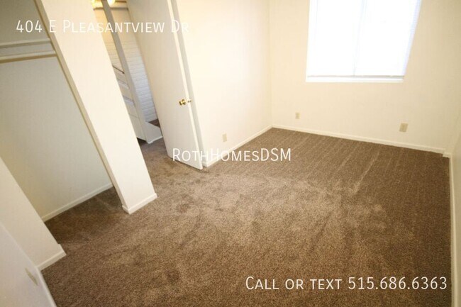 Foto del edificio - 404 E Pleasant Vw Dr