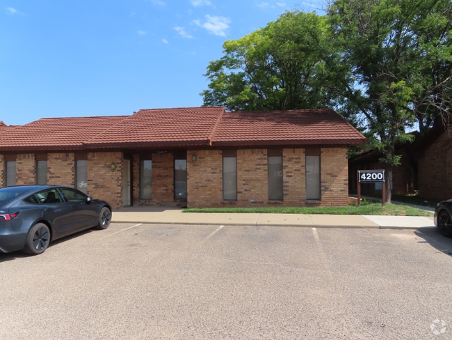 Building Photo - 4343 Ridgecrest Cir