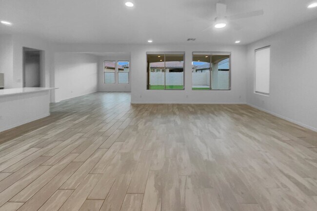 Foto del edificio - 8520 W Rancho Dr