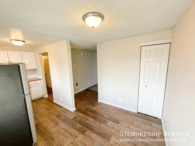 Foto del edificio - 1bedroom -West Eugene coming soon!