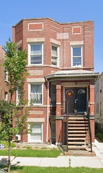 Building Photo - 3241 N Lawndale Ave