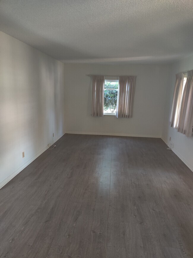 Sala de estar - 215 Virginia St
