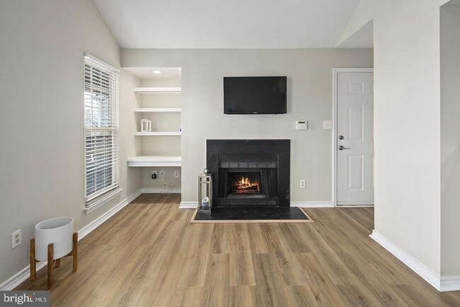 Building Photo - 12157 Penderview Terrace