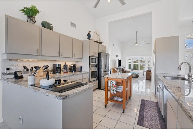 Foto del edificio - 265 Belvedere Ct