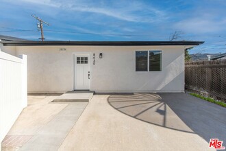 Building Photo - 8430 Glenoaks Blvd Building Photo - 8430 Glenoaks Blvd