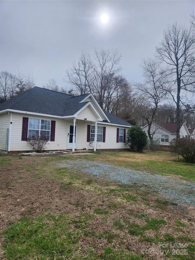 Foto principal - 7106 Windsong Way