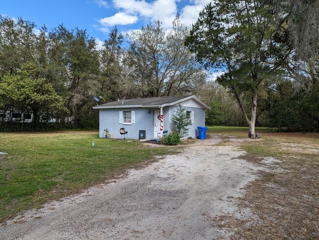 Building Photo - 14815 N 20th St