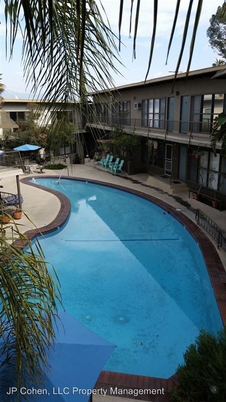 Foto del edificio - 11990 Laurelwood Dr