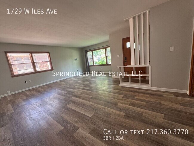 Building Photo - 1729 W Iles Ave