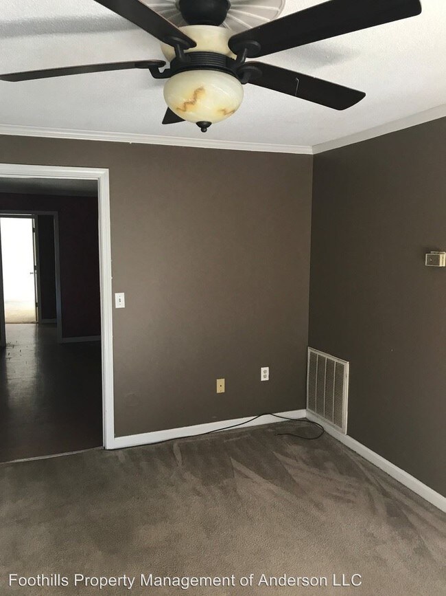 Foto del edificio - 3 br, 1 bath House - 714 W Franklin St