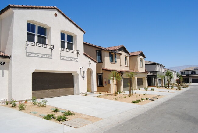 Building Photo - 76336 Oxford Ln