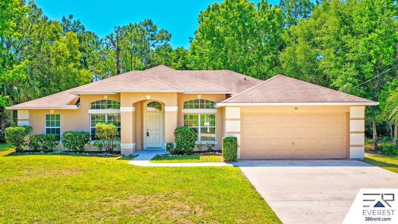 Foto principal - 32 Pierce Ln