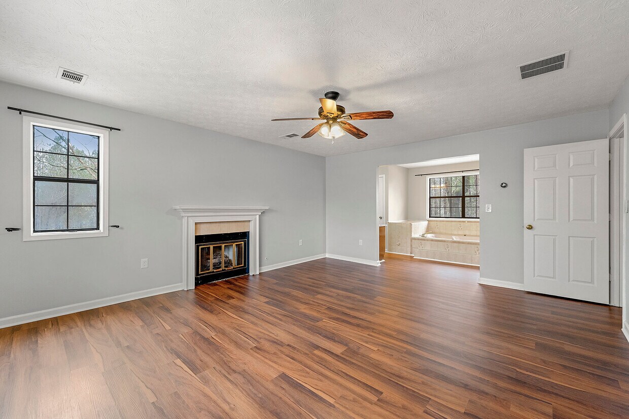 Foto principal - 249 Tony Trl SE