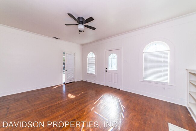 Foto del edificio - 2 br, 1 bath House - 631 W Hollywood Ave