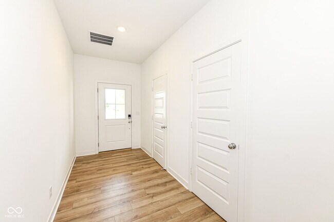 Foto del edificio - 2171 Cooper Run Ln