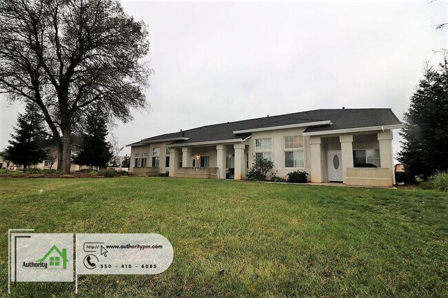 Foto del edificio - 1294 Mighty Oak Ln
