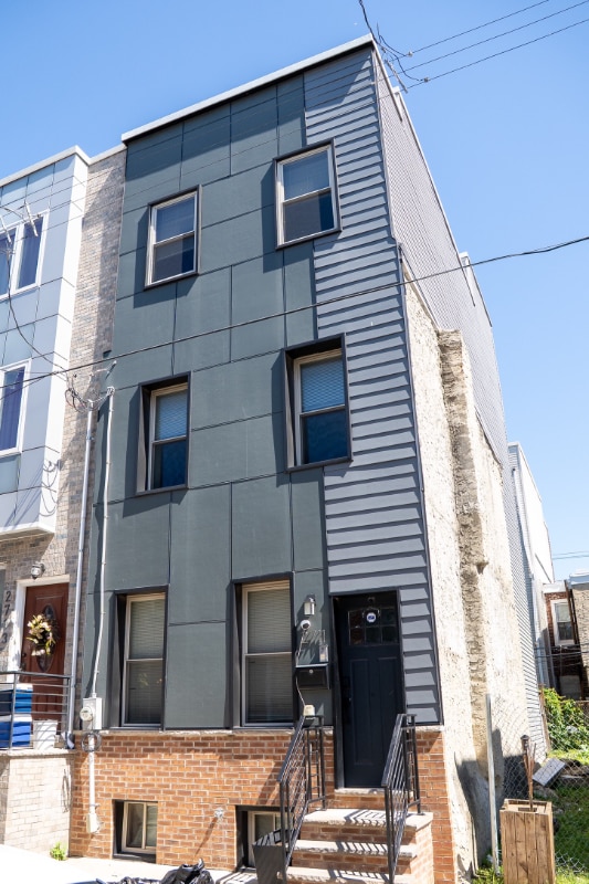 Building Photo - 2711 Latona St
