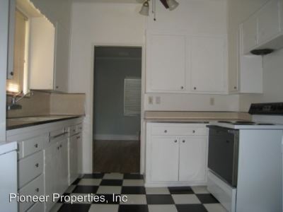 Foto del edificio - 2816 E 8th St
