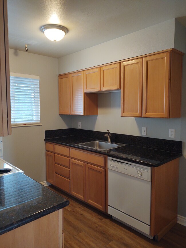 Kitchen_1 - 13473 SW 17th St