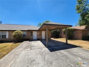 Building Photo - 251 Glenbrook Dr