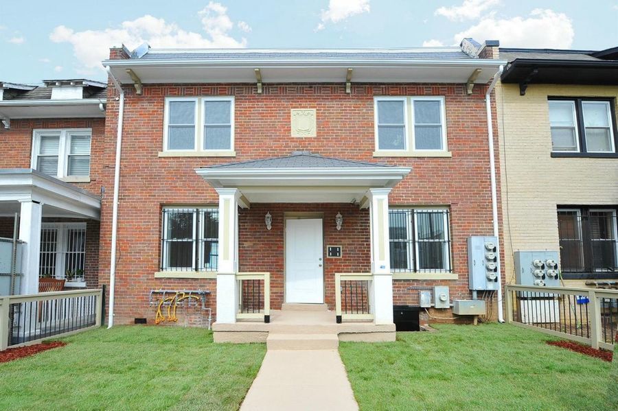 Foto principal - 1714 West Virginia Ave NE