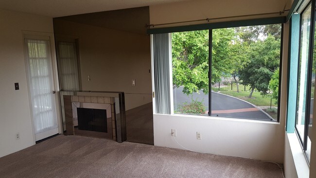 Building Photo - 11255 Tierrasanta Blvd