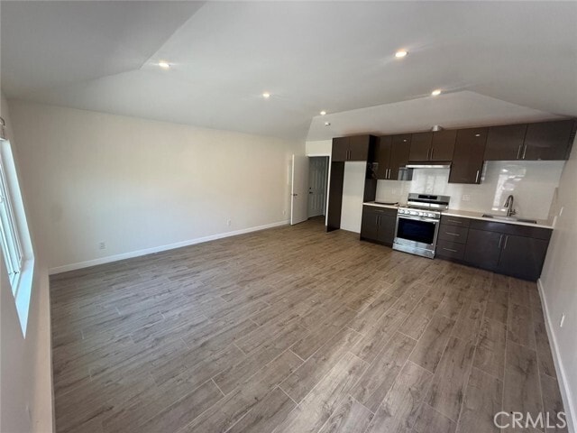 Building Photo - 7572 Delia Ave