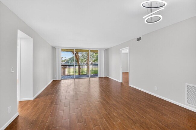 Foto del edificio - 5260 NW 2nd Ave