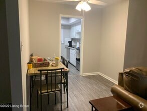 Building Photo - 2707 Riedling Dr