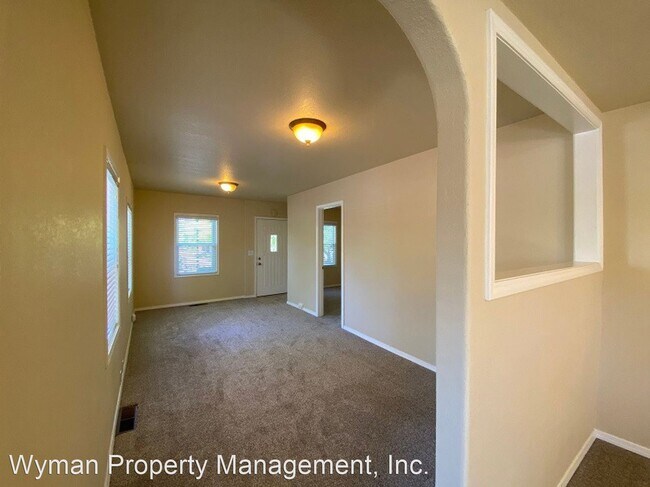 Foto del edificio - 2 br, 1 bath House - 2041 Oak Street