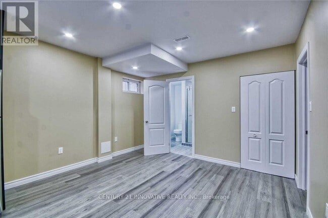 Building Photo - 359 Rathburn Rd