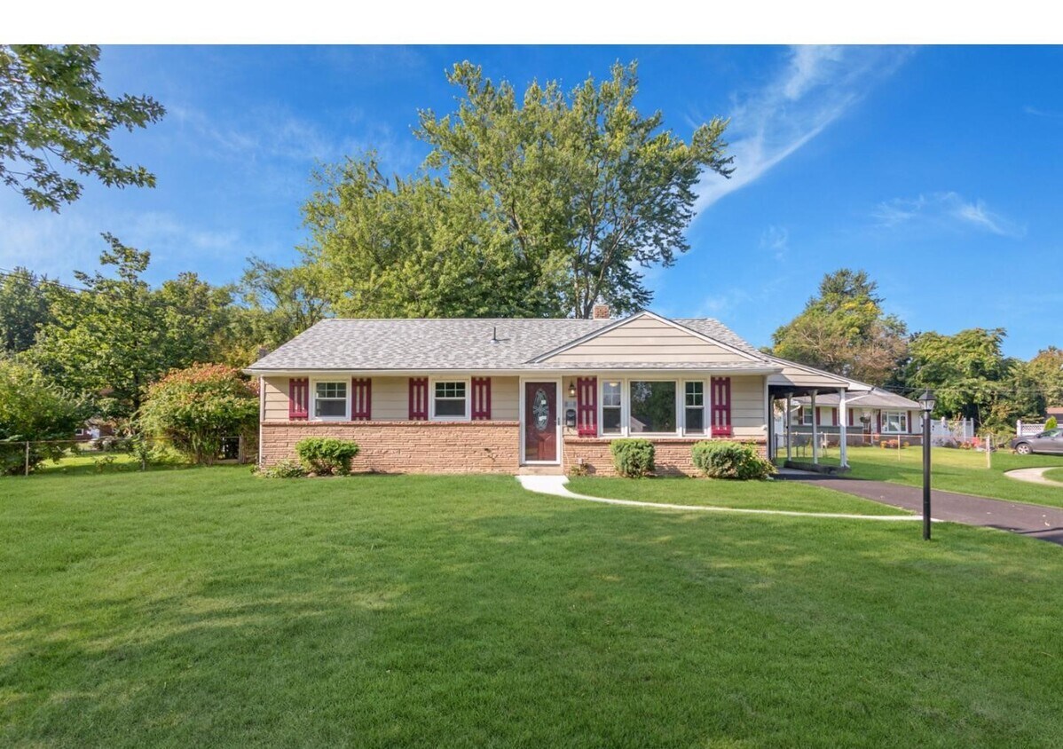 1109 Vivian Terrace, West Deptford, NJ 08096 House Rental in West