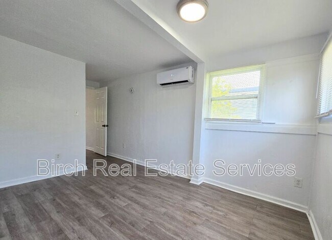 Foto del edificio - 837 10th Ave N