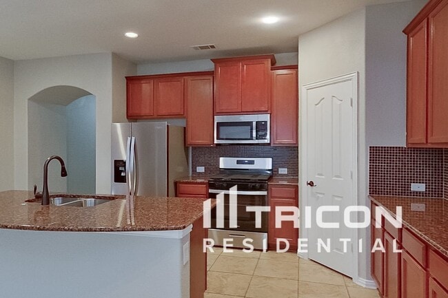 Foto del edificio - 9304 Harrell Dr