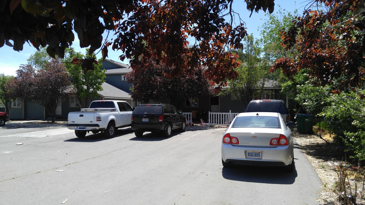 Foto del edificio - 542 Capitol Hill Ave