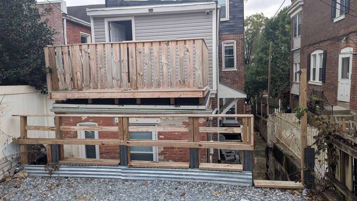 Foto principal - 429 Fremont St