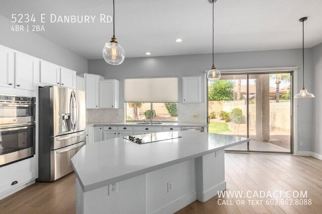 Foto del edificio - 5234 E Danbury Rd