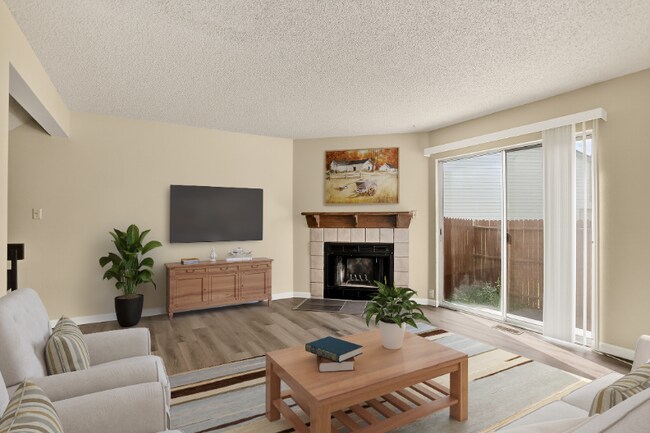 Foto del edificio - 4303 Hawks Lookout Ln