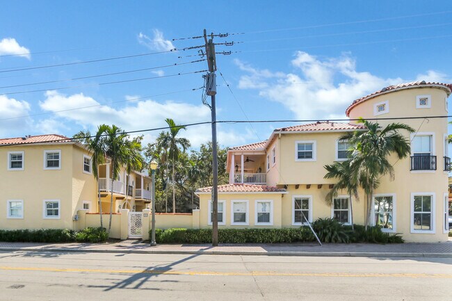 Building Photo - 95 NE 4th Ave