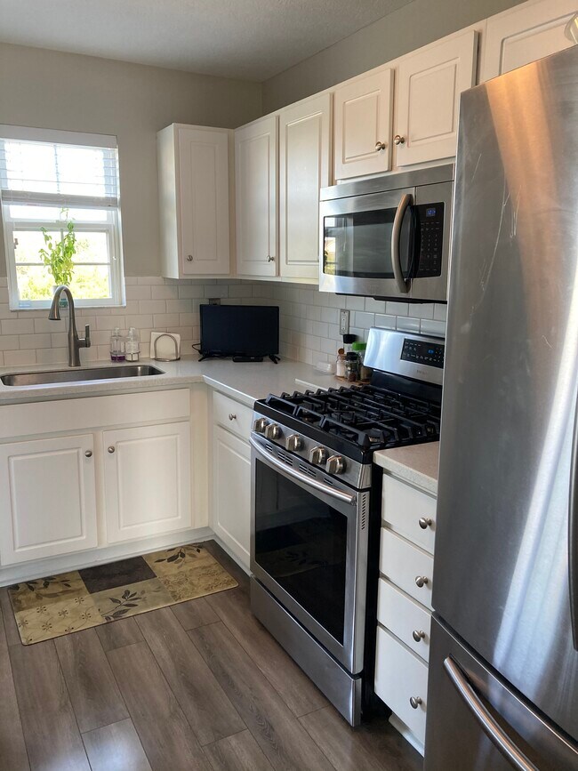 Cocina - 7136 Billy Goat Dr