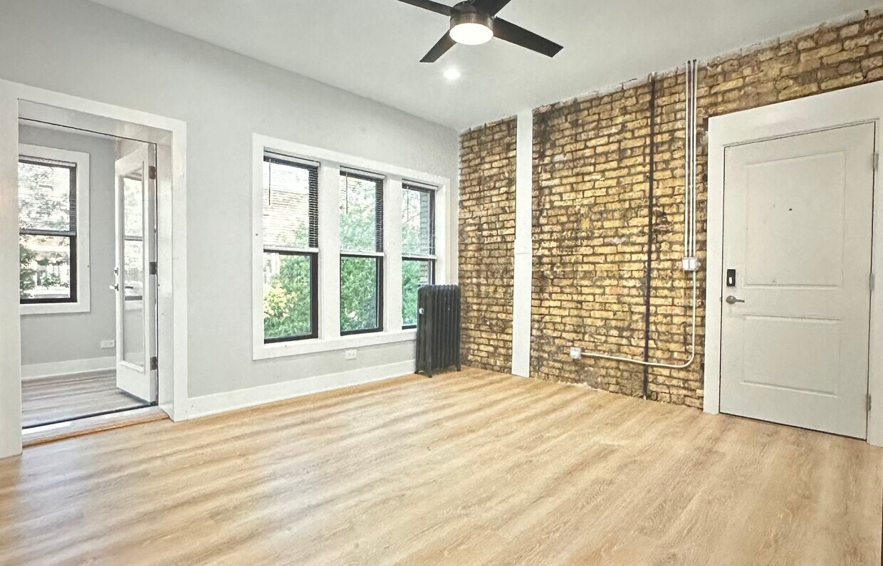 Foto principal - 6929 N Lakewood Ave