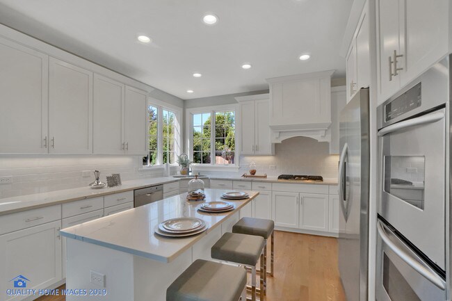 Building Photo - 918 Parkway Dr