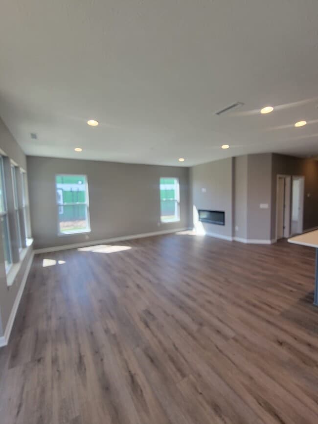 Building Photo - 4613 Bethel Cove Dr