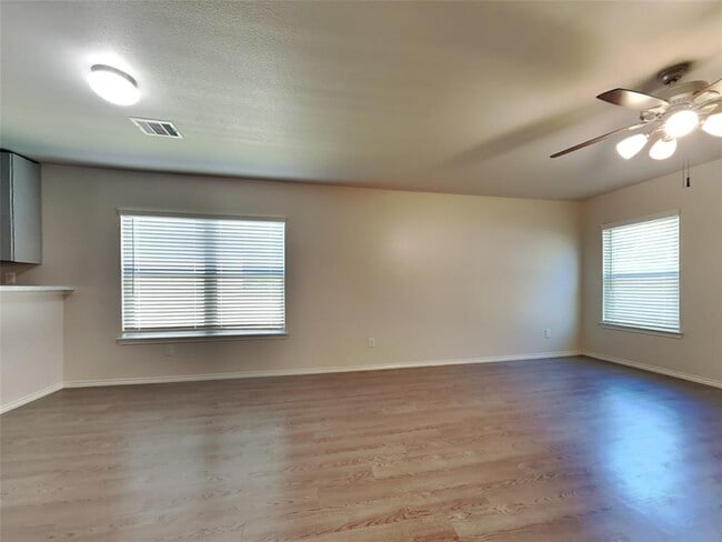 Foto del edificio - 21002 Twining Rose Ln