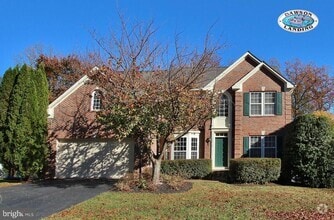 Building Photo - 15417 Duckling Pl